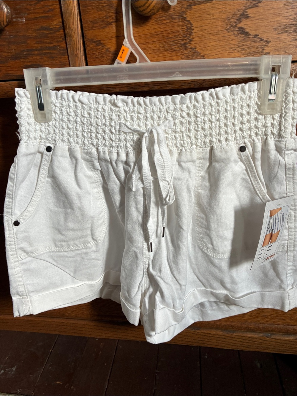 Women’s White Linen Smocked Waist Drawstring Shorts M